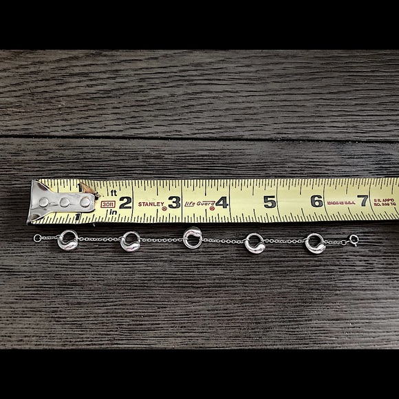 Tiffany & Co - Picture 3 of 5